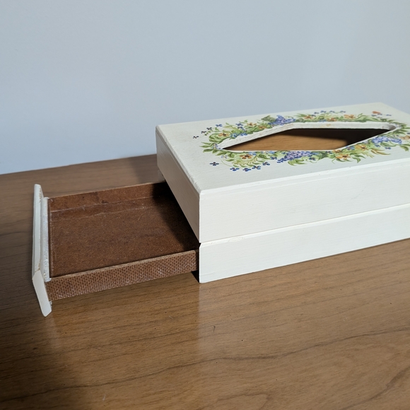 Vintage Wooden Hand-painted Tissue Box with Drawer. - Picture 5 of 5
